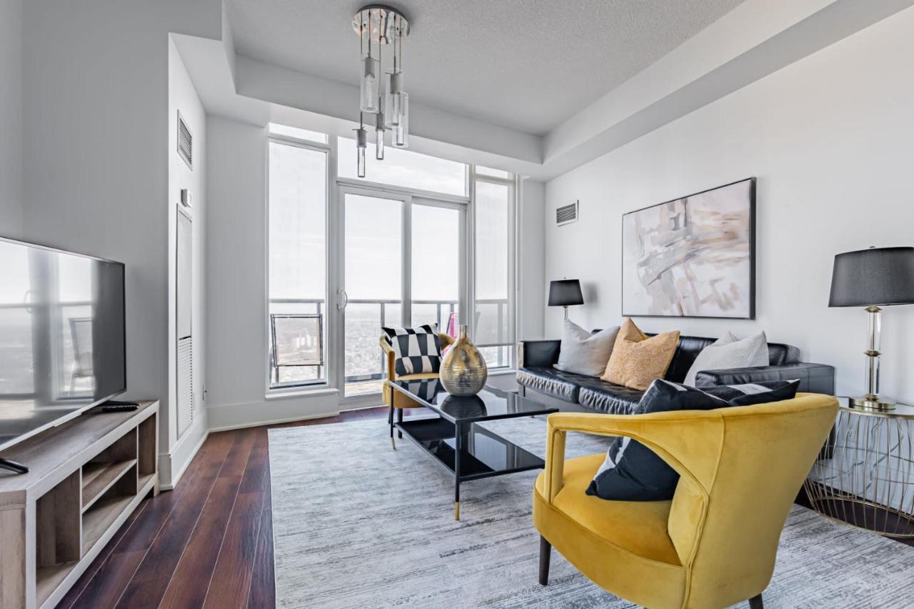 Luxury Apartments In Mississauga Eksteriør billede