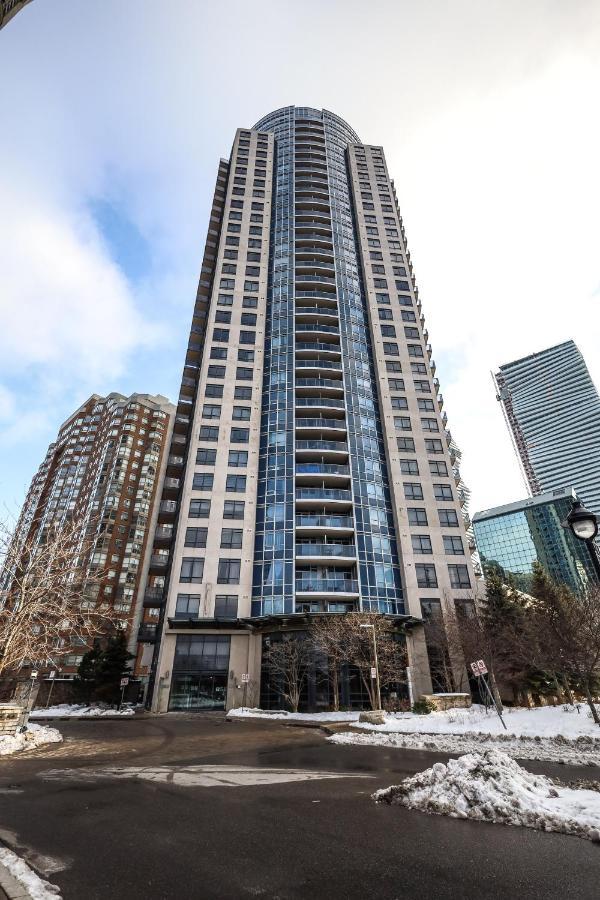 Luxury Apartments In Mississauga Eksteriør billede