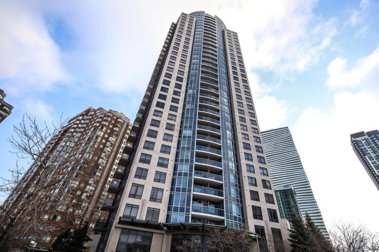 Luxury Apartments In Mississauga Eksteriør billede